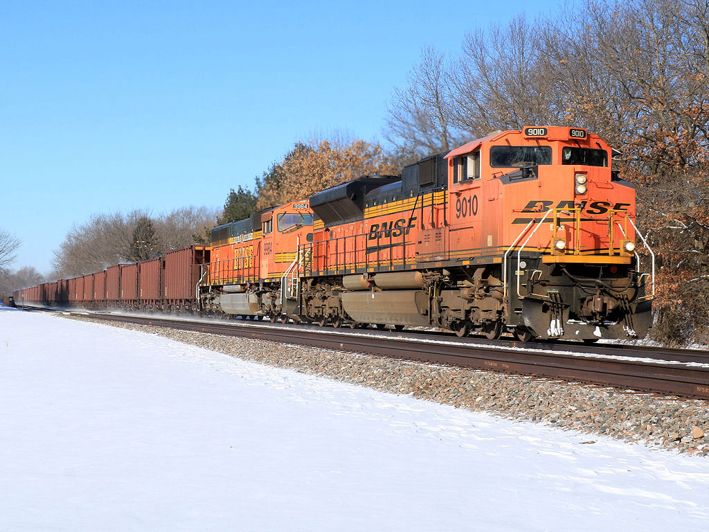 BNSF 9010